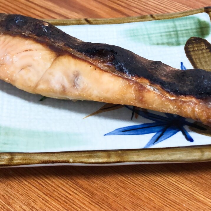 *ふっくらシャケの塩焼き*